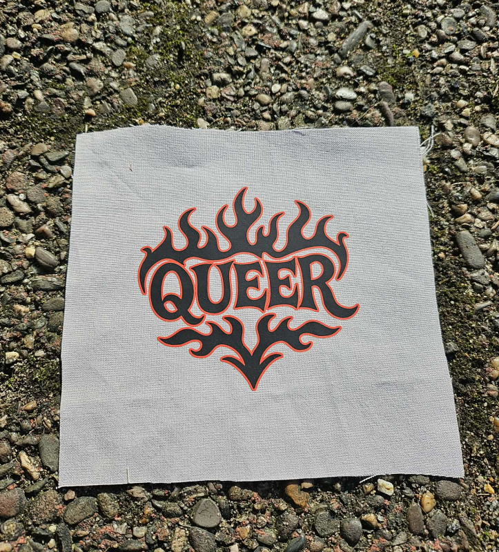 Queer Patch schwarz-rot