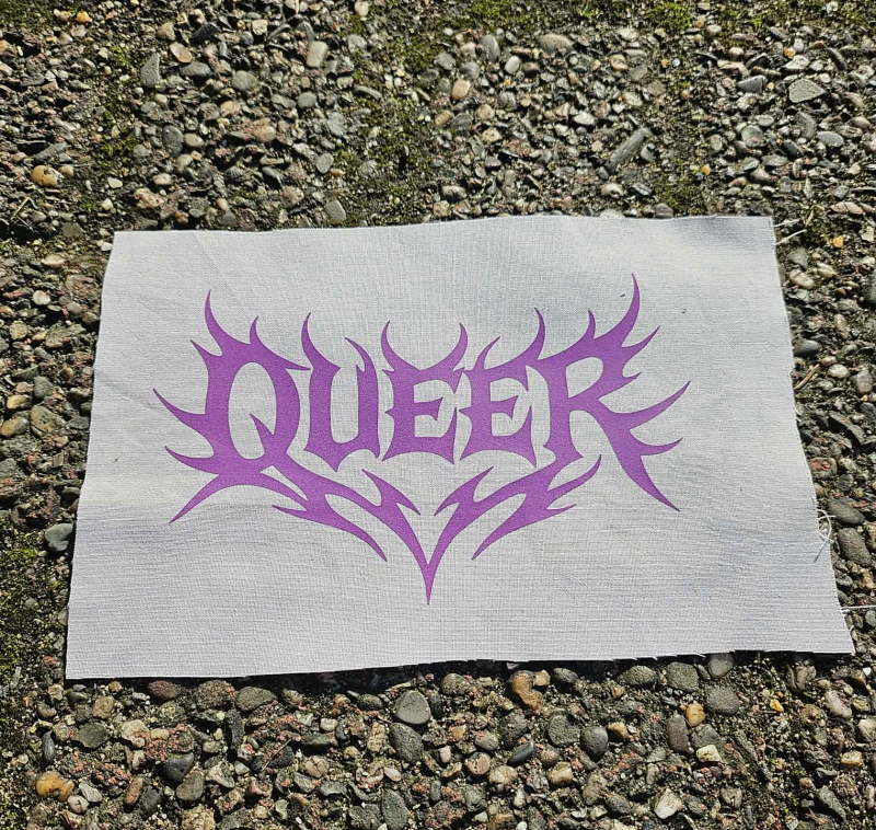 Queer Patch lila